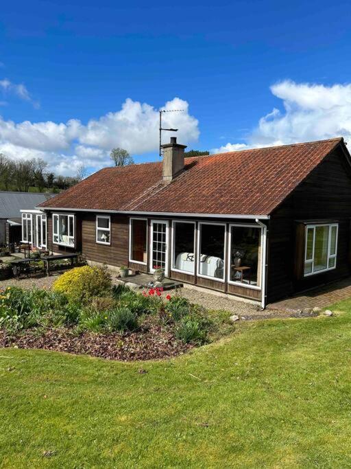 Wooden Cottage With Lake View Enniskillen Eksteriør bilde